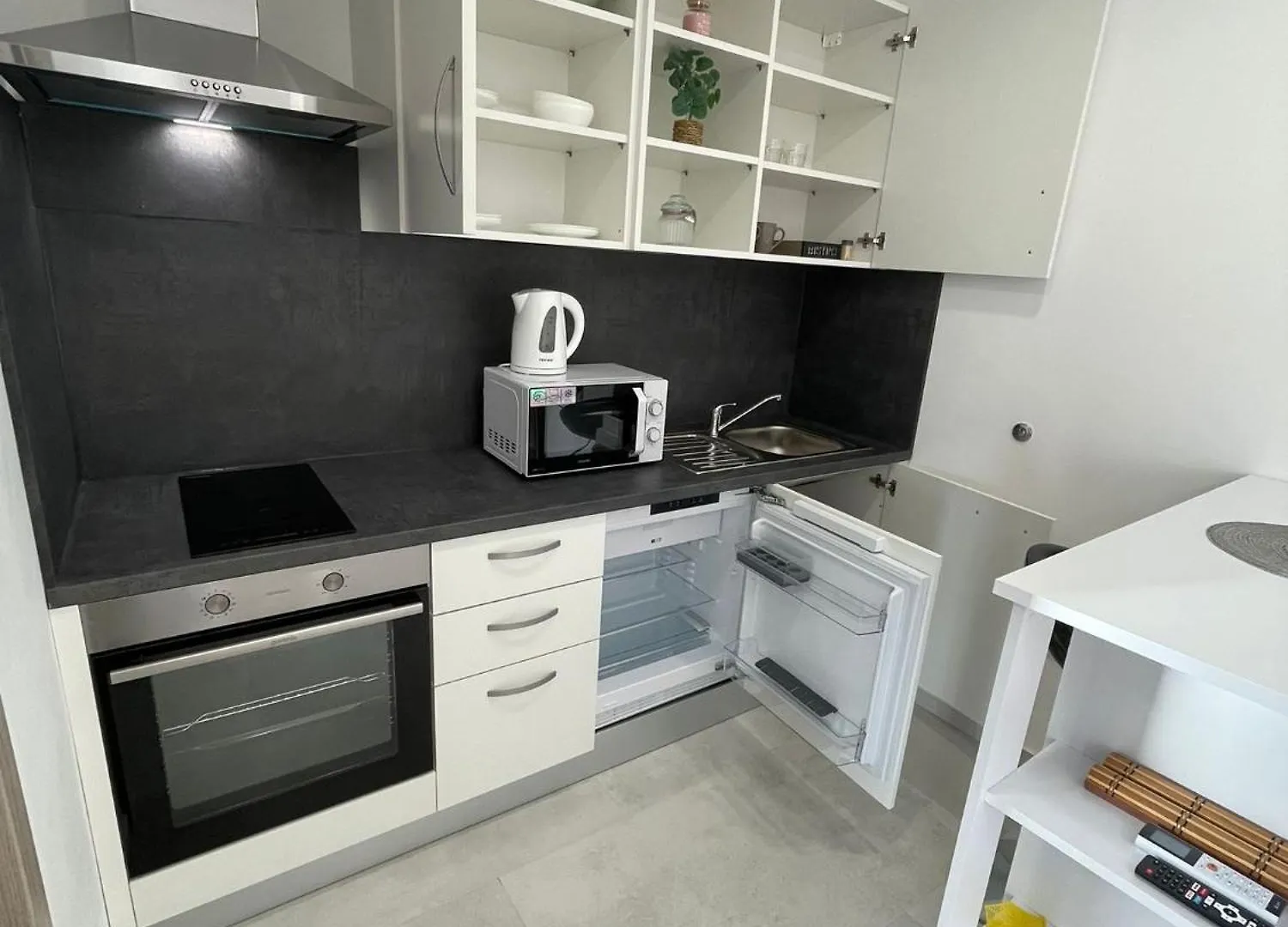 Studio Apartment Iva With Balcony Zadar Croatia