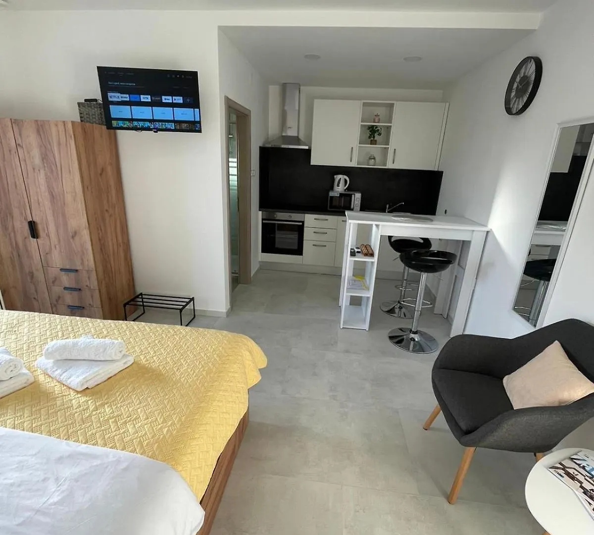 Studio Apartment Iva With Balcony Zadar Croatia
